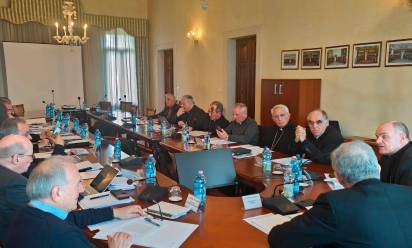 Vescovi del Triveneto: prosegue la preghiera delle diocesi per il Papa