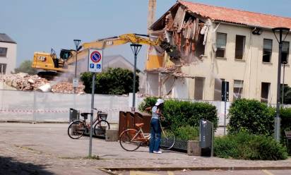 Godego: scuola abbattuta e qualche interrogativo