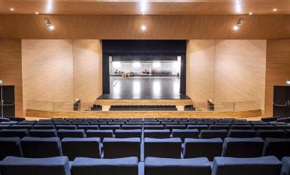 Interno del teatro metropolitano Astra, a San Donà di Piave - Foto da profilo Facebook