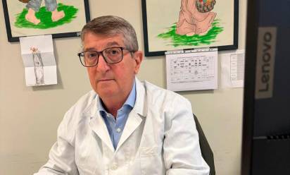 Il dottor Confortin nell’ambulatorio di Castelfranco