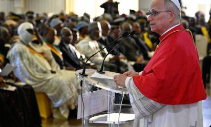 Papa in Camerun: “la pace non può essere ridotta a slogan”
