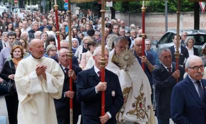 Messa e processione del Corpus Domini dalla cattedrale a San Nicolò