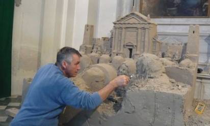 Nel duomo di Castelfranco per Pasqua un capolavoro fatto di sabbia