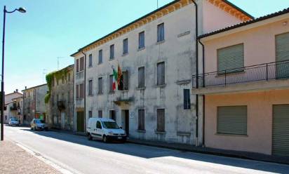 Cimadolmo: secondo la Regione l'ex scuola media non doveva essere demolita