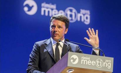 Migranti, Renzi al Meeting: &quot;Salviamo le vite, non è buonismo ma umanità&quot;
