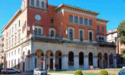 L’edificio delle Poste centrali, sottoposto al vincolo di “bene culturale”