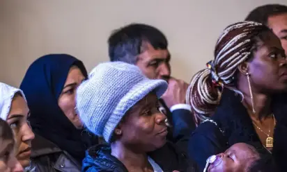 Immigrazione, rapporto Caritas-Migrantes, 4 immigrati su 5 vivono in Italia da oltre dieci anni. Il 67,4% vuole restare