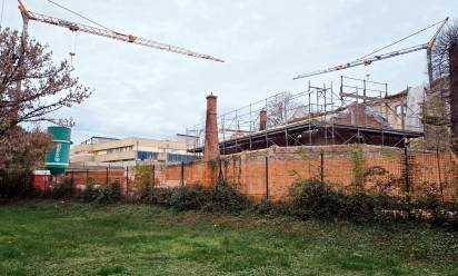 Il cantiere all’ex polveriera in viale Europa che dovrebbe diventare un centro polifunzionale