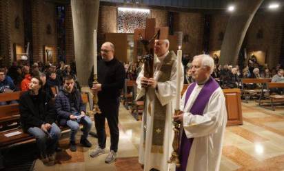 Preghiera per il Medio Oriente: l’appello del Vescovo a lasciarci trasformare in artigiani di pace