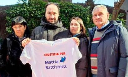 Tre condanne e tre assoluzioni per la morte di Mattia Battistetti. Lo sconcerto di Cgil e Cisl