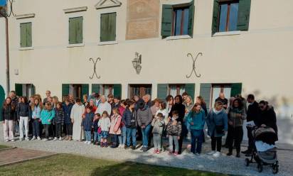 Vascon: il forte grazie dei parrocchiani a don Renato Gazzola