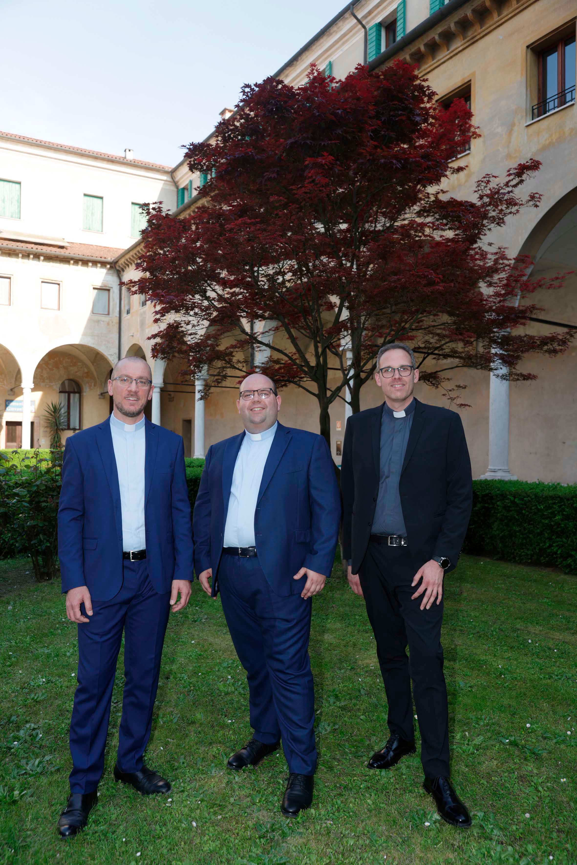 Donati per una Chiesa fraterna: il messaggio del vescovo Michele ai preti novelli