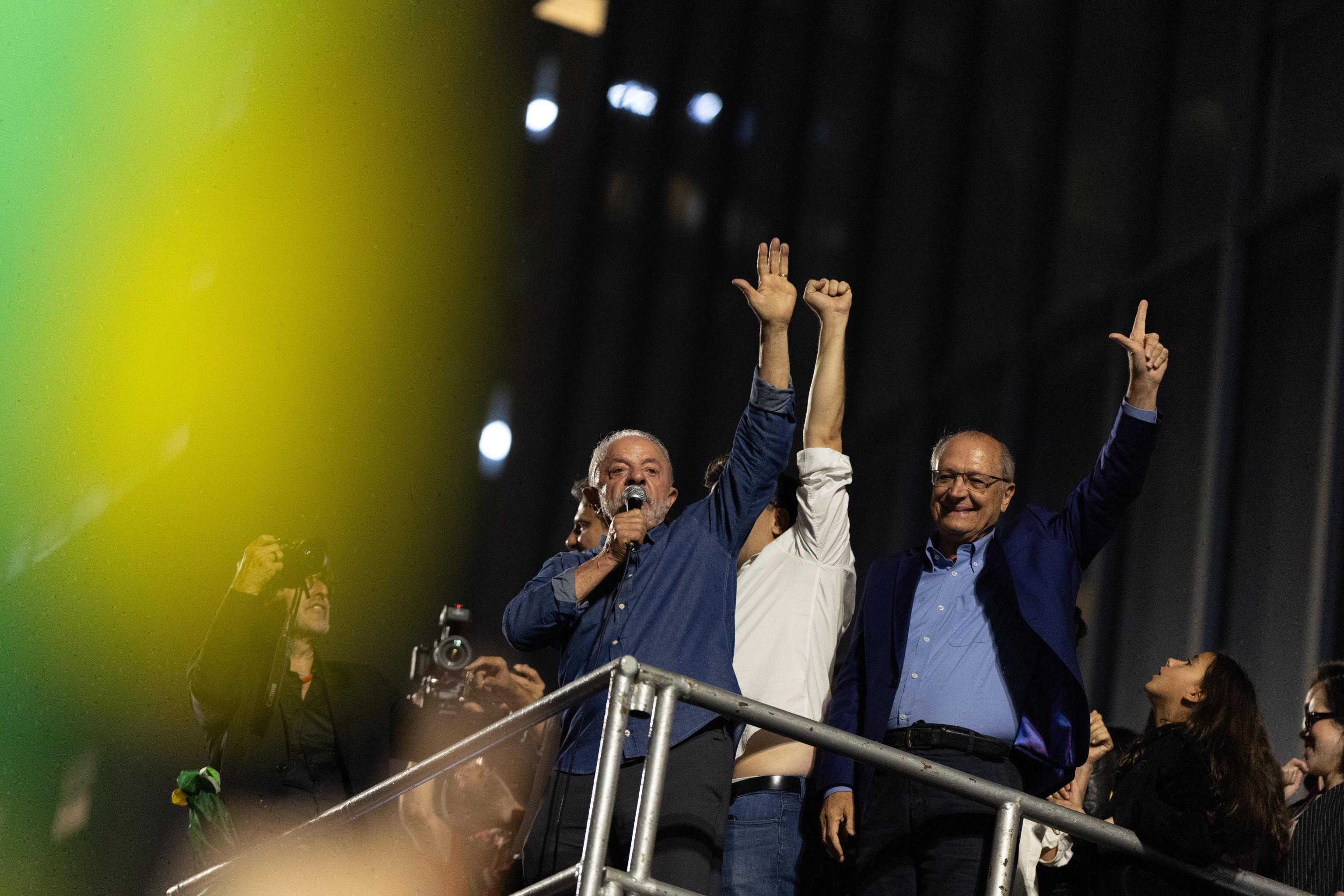 Brasile, Lula vince in rimonta. Decisiva la mobilitazione popolare